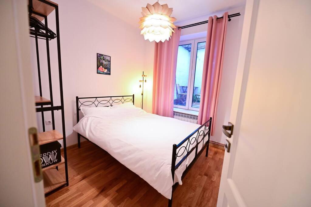 Flh - Zen Apartment Sibiu Bagian luar foto