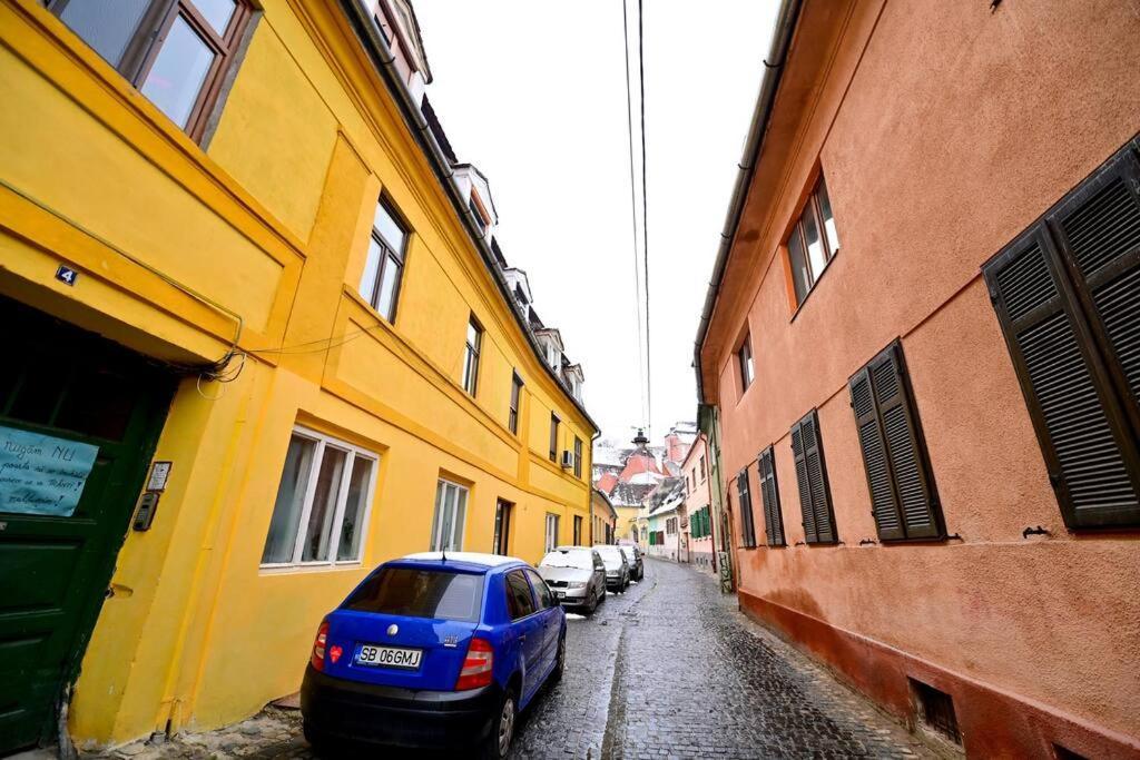 Flh - Zen Apartment Sibiu Bagian luar foto