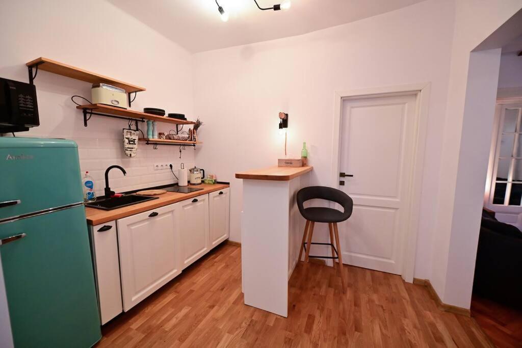 Flh - Zen Apartment Sibiu Bagian luar foto