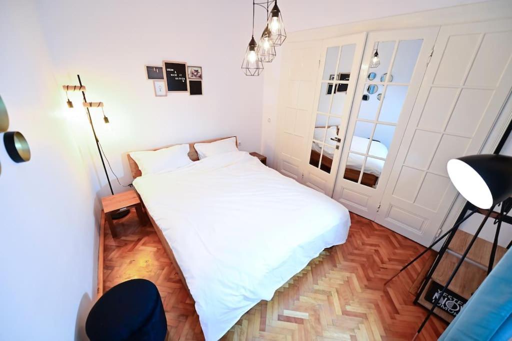 Flh - Zen Apartment Sibiu Bagian luar foto