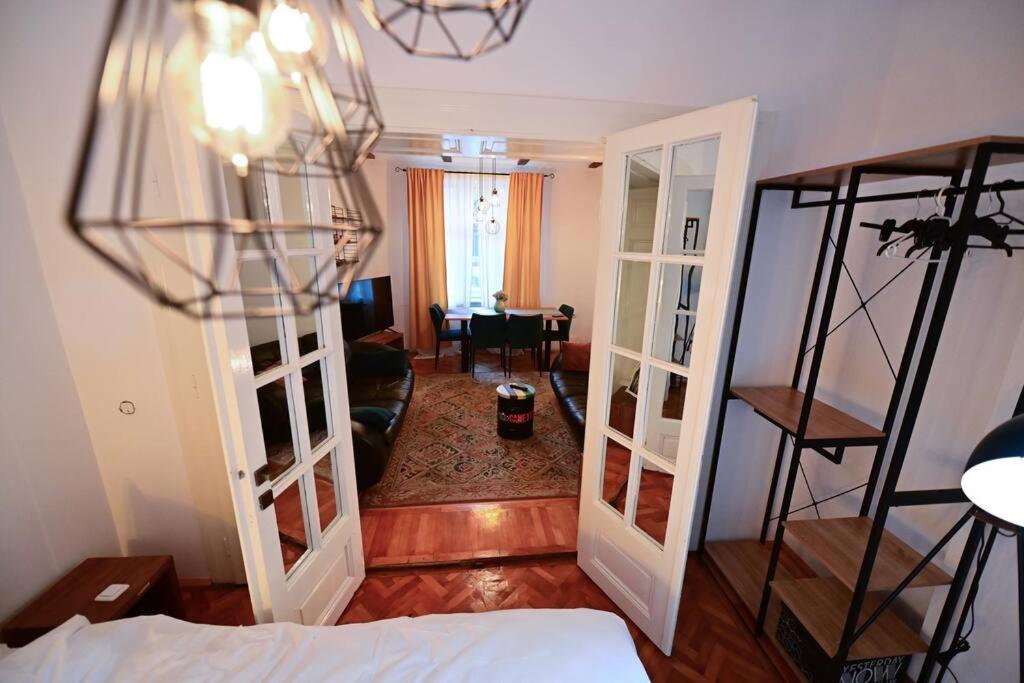 Flh - Zen Apartment Sibiu Bagian luar foto